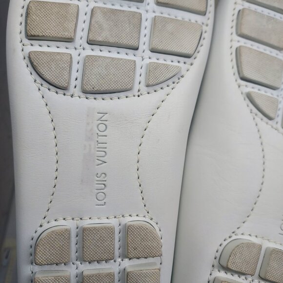 Louis Vuitton White LV Leather Driver Shoe - Picture 10 of 12